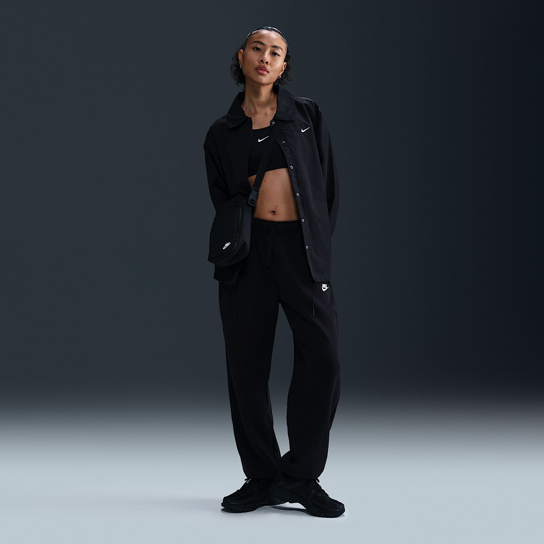 Nike Sportswear Club Fleece Women's Mid-Rise Oversized Sweatpants